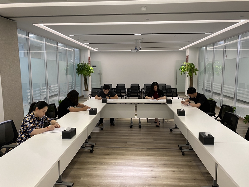 1625817342530508.jpg 網絡小貸 黨史考試現場3_副本.jpg